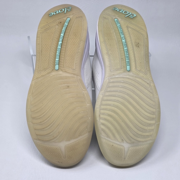 CLOVE Shoes Women’s Size 8.5 White Core Comfort Slip on Sneaker Nursing Work - Picture 6 of 10